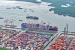 Vue aérienne de Cai Mep - Thi Vai, le plus grand cluster de ports en eau profonde du Vietnam. Photo: VTC