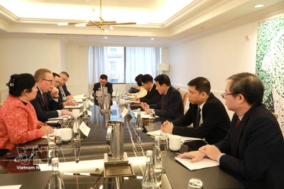 Le ministre vietnamien de la Sécurité publique rencontre un dirigeant d'Amazon à Washington