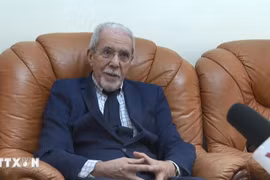 Goumiri, éminent expert politico-économique algérien. Photo: VNA