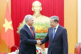 Le président de la Douma d’État de Russie reçu par des dirigeants vietnamiens