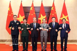 Les ministres des deux pays, lors de la première réunion du Dialogue stratégique au niveau ministériel des Affaires étrangères (AE), de la Défense et de la Sécurité publique Vietnam–Chine (3+3). Photo: VNA
