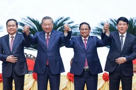 De gauche à droite: Le president de l'Assemblée nationale Trân Thanh Mân, le secrétaire général du Parti Tô Lâm, le Premier ministre Pham Minh Chinh et le président de la République Luong Cuong. Photo: VNA