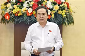Le président de l'Assemblée nationale Trân Thanh Mân s'exprime lors de la clôture de la 47e réunion du Comité permanent de l'Assemblée nationale. Photo: VNA 