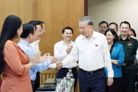 Le leader du Parti To Lam rencontre les électeurs de Hanoï, le 23 septembre 2025. Photo: VNA