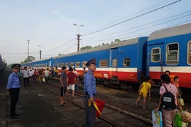 Vente en ligne ouverte pour la liaison ferroviaire internationale Hanoi-Nanning. Photo: VNA