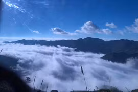 Ta Xua, le “paradis des nuages” du Vietnam, parmi les 26 destinations mondiales à découvrir en 2026. Photo: VietnamPlus