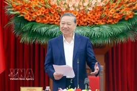 Le secrétaire général du Parti communiste du Vietnam (PCV), To Lam, s'exprime lors de la séance de travail. Photo: VNA