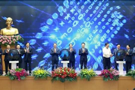 Le Premier ministre Pham Minh Chinh préside le lancement du Portail juridique national, accessible à l'adresse https://phapluat.gov.vn. Photo: VNA
