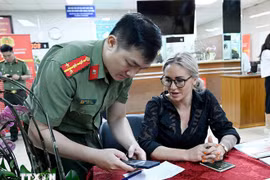 VNeID pour les étrangers au Vietnam à partir du 1er juillet. Photo: VNA