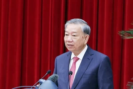 Le secrétaire général du Parti, Tô Lâm, s'exprime lors de la séance de clôture. Photo: VNA