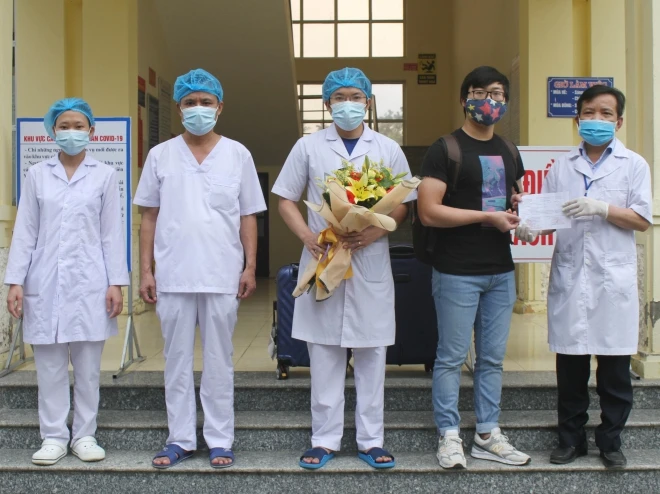 COVID-19 : douze nouveaux patients annoncés guéris