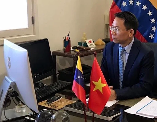 Le Vietnam et la Barbade promeuvent leur coopération bilatérale