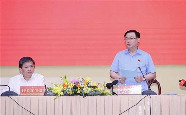 Le président de l’Assemblée nationale Vuong Dinh Hue à Ben Tre