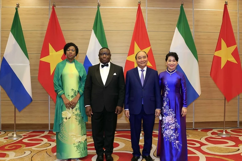 Le président sierra-léonais Julius Maada Bio se rend au Vietnam
