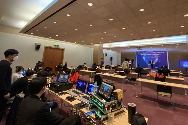 Webinaire sur les TIC au Vietnam et en République de Corée