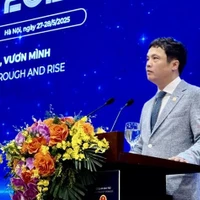 Nguyen Van Khoa, président de l'Association vietnamienne des logiciels et des services informatiques (VINASA) s'exprime lors de l'événement. Photo : VNA