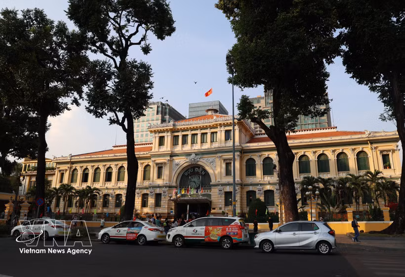 La Poste centrale de la ville, l'une des destinations les plus prisées par les touristes internationaux à Hô Chi Minh-Ville. Photo: VNA