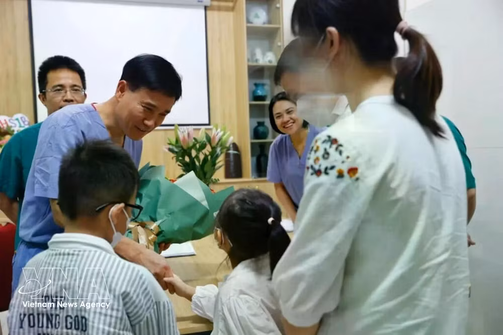 vnanet-hopital-viet-duc.jpg