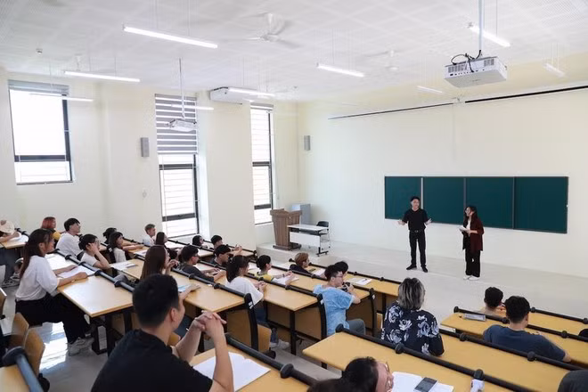 universite-de-hanoi.jpg
