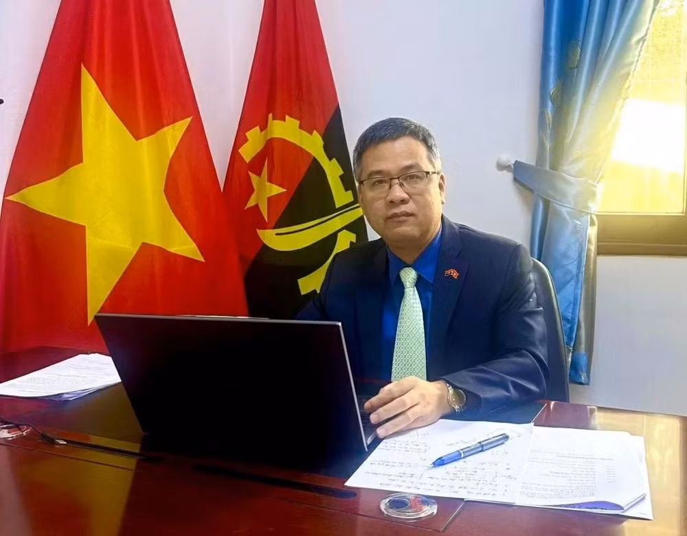 duong-chinh-chuc.jpg