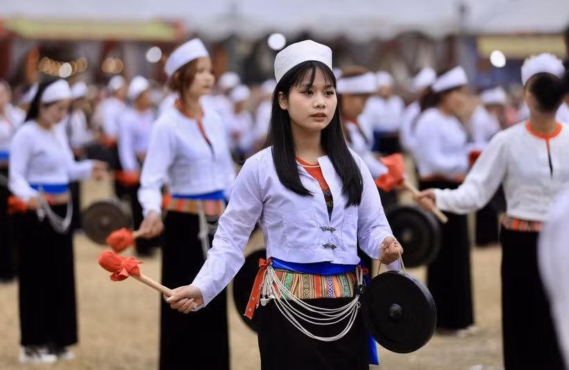 les-muong-a-hoa-binh.jpg