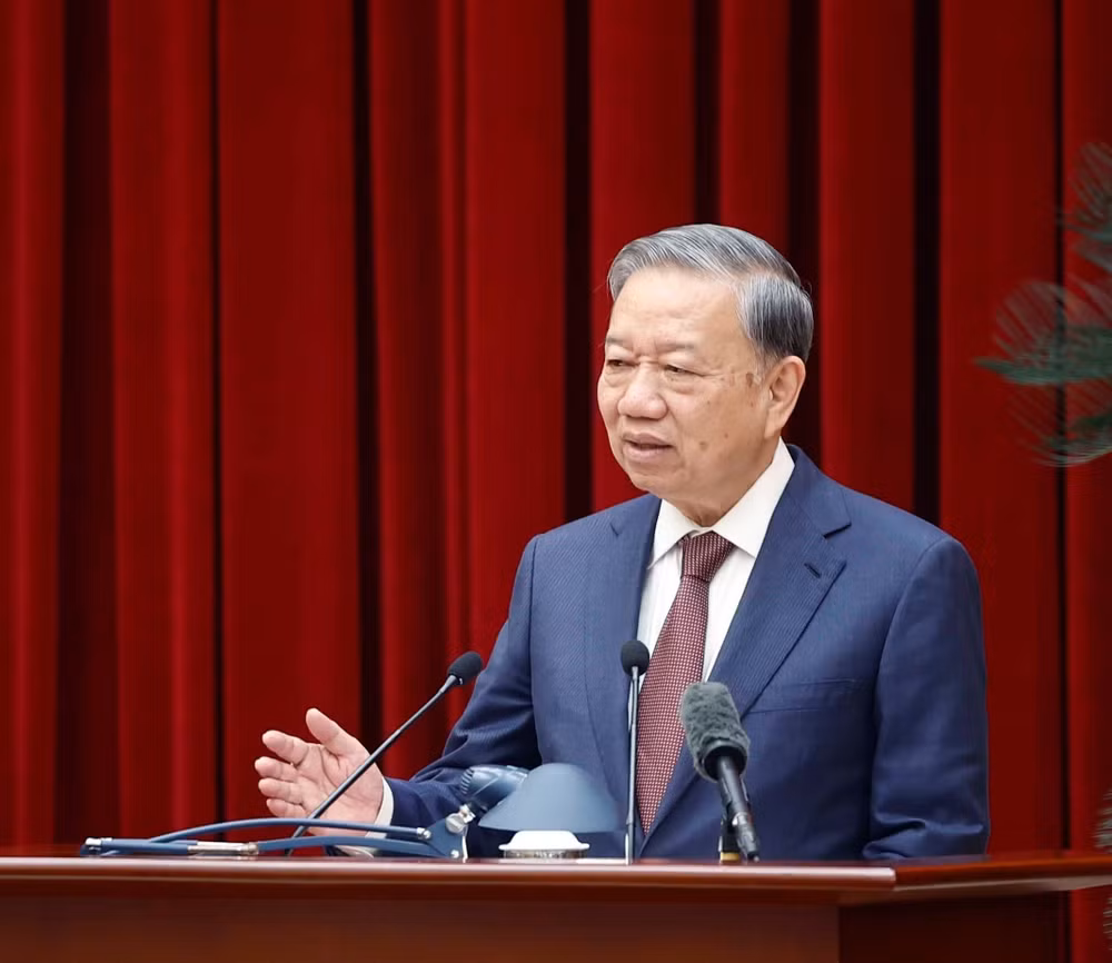 to-lam-rencontre-politburo.jpg