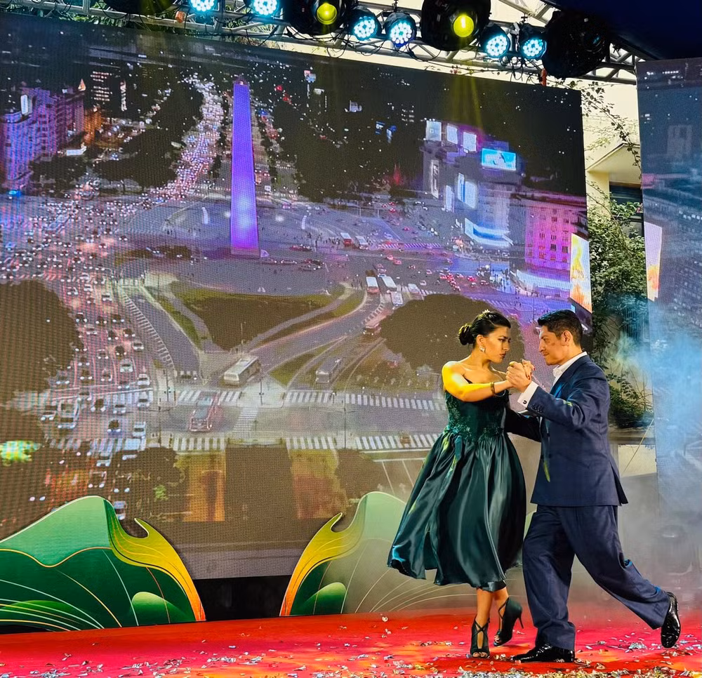 argentine-festival.jpg