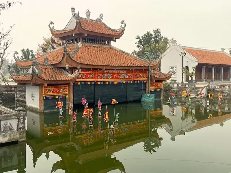 marionnettes-aquatiques-du-village-dao-thuc.jpg