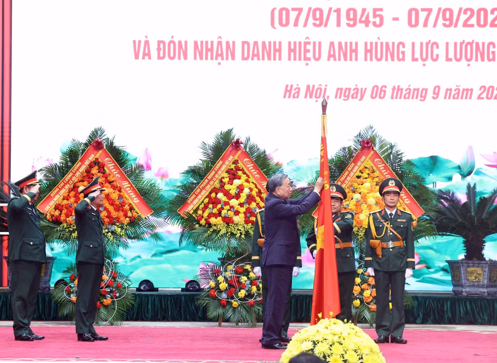 to-lam-etat-major-general.jpg