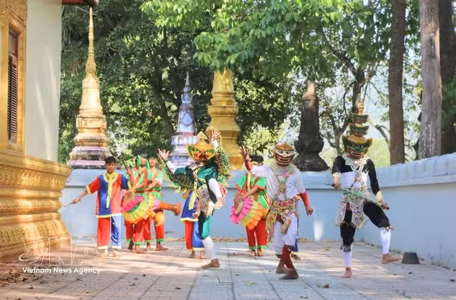 danse-du-tambour-chhay-dam.jpg