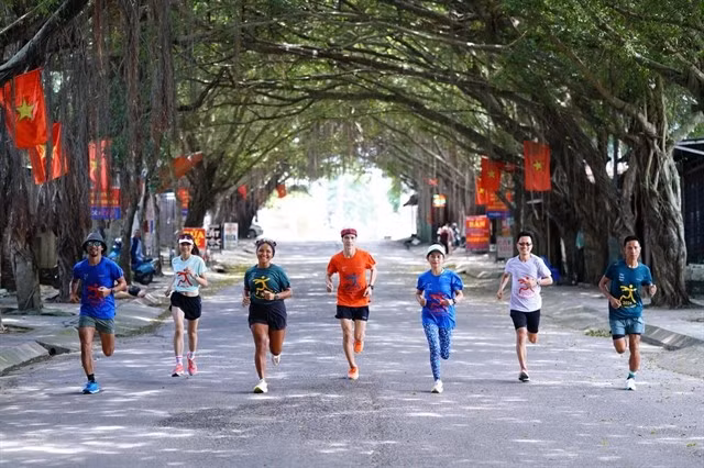 marathon-den-hung.jpg
