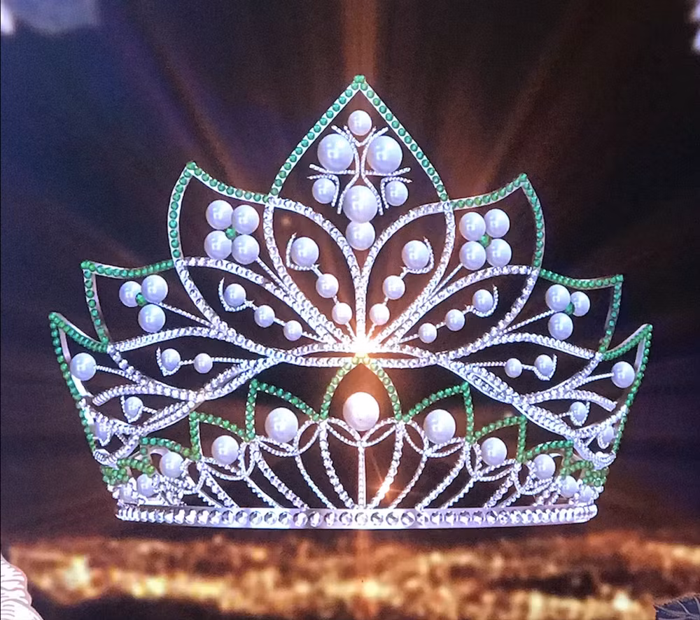 couronne-miss-tourisme-ethnique.png