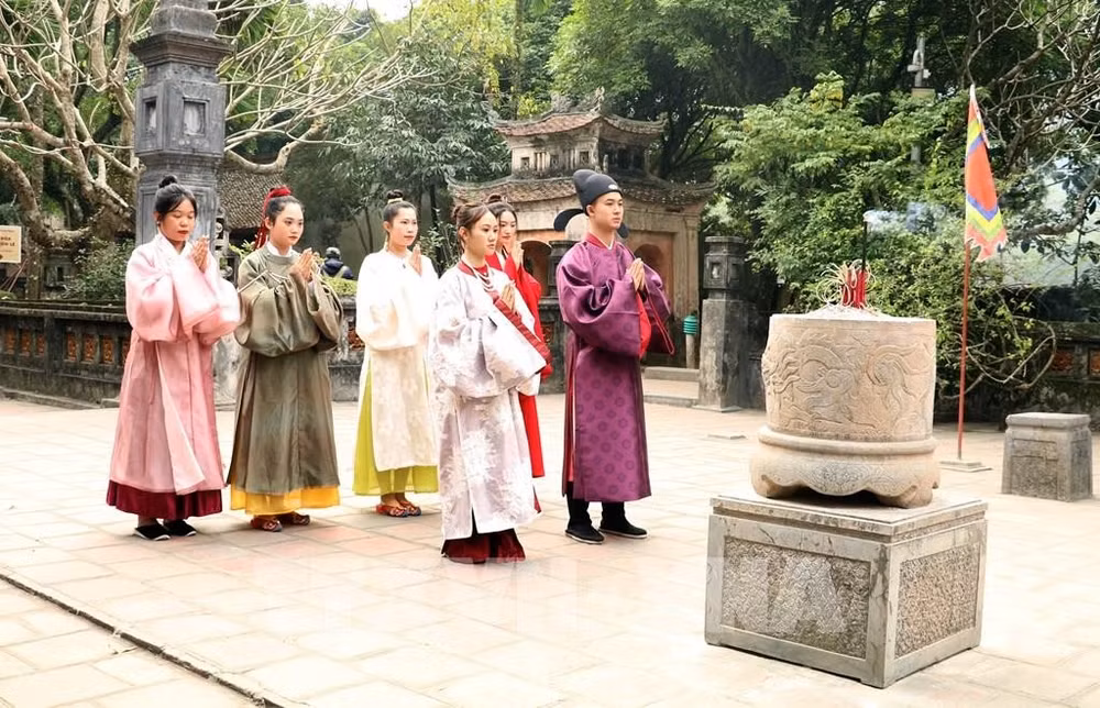 costumes-imperiaux.jpg