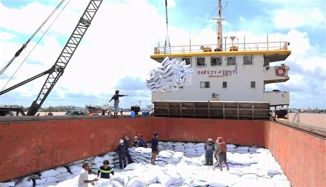 Le Vietnam enregistre un excédent commercial de 1,47 milliard de dollars en janvier-février. Photo: VNA