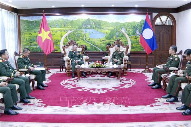 Renforcement de la coopération en matière de défense entre le Vietnam et le Laos. Photo: VNA