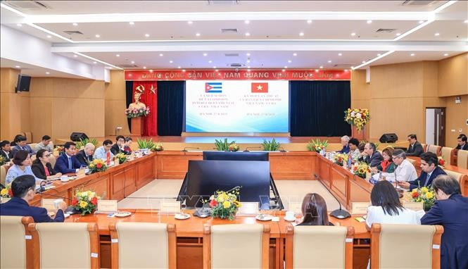 La 42ᵉ session du Comité intergouvernemental Vietnam - Cuba sur la coopération économique et scientifique et technique se tient du 27 août au 2 septembre à Hanoï. Photo: VNA