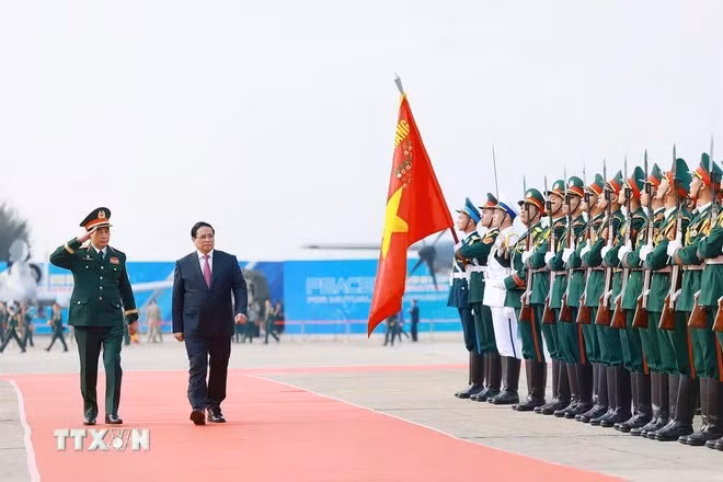 Le Premier ministre à l'ouverture de l’Exposition internationale de la Défense du Vietnam 2024