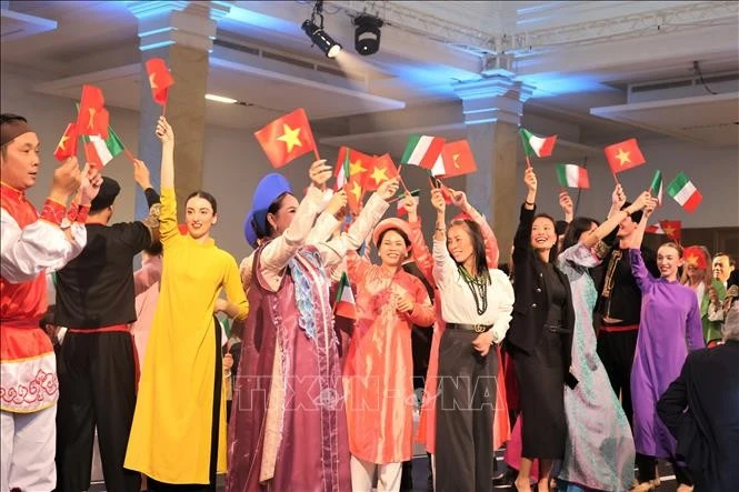 Programme de promotion touristique Vietnam-Italie, le 6 mai à Milan. Photo: VNA