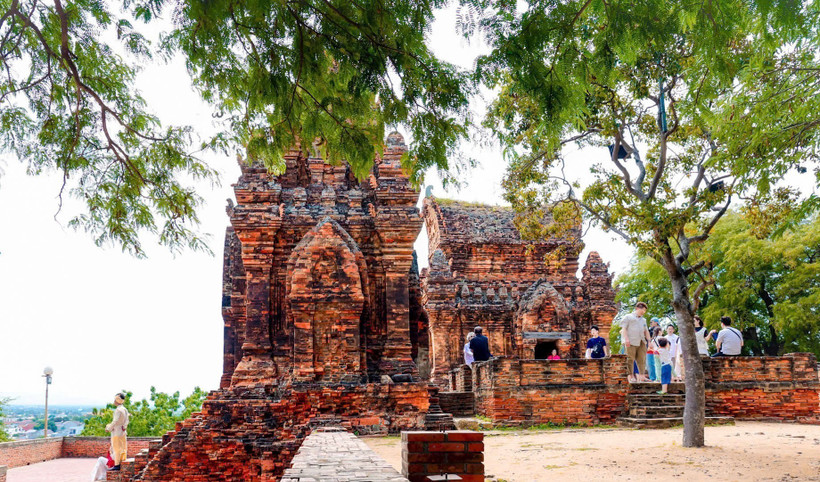 Les joyaux spirituels du Sud de Khanh Hoa : temples et pagodes aux charmes séculaires