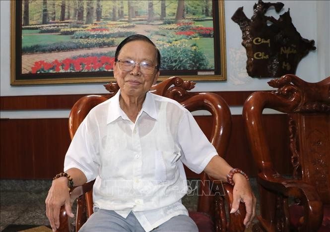 Le Trung Viet, ancien chef de cabinet de la délégation parlementaire provinciale. Photo: VNA