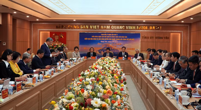 Échange théorique entre le Parti communiste du Vietnam et le Parti communiste japonais. Photo: VNA