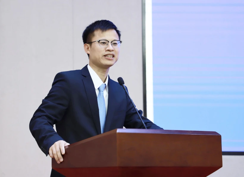 Lei Xiaohua, directeur adjoint de l’Institut de recherche sur l'Asie du Sud-Est de l'Académie des sciences sociales du Guangxi. Photo: VNA