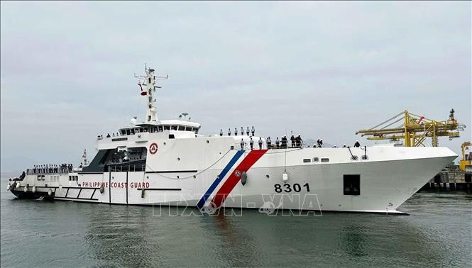 Le navire BRP Gabriela Silang des garde-côtes philippins accoste le 14 avril au port de Tiên Sa, marquant le début d'une visite de courtoisie de quatre jours dans la ville centrale de Da Nang. Photo: VNA