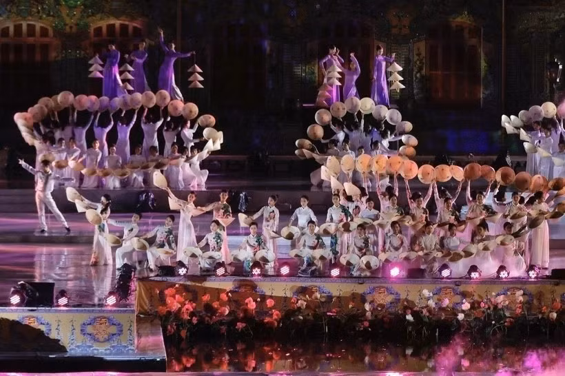 Huê, l’ancienne capitale impériale, accueillera l’Année nationale du tourisme 2025 et le Festival de Huê. Photo: Vietnamplus
