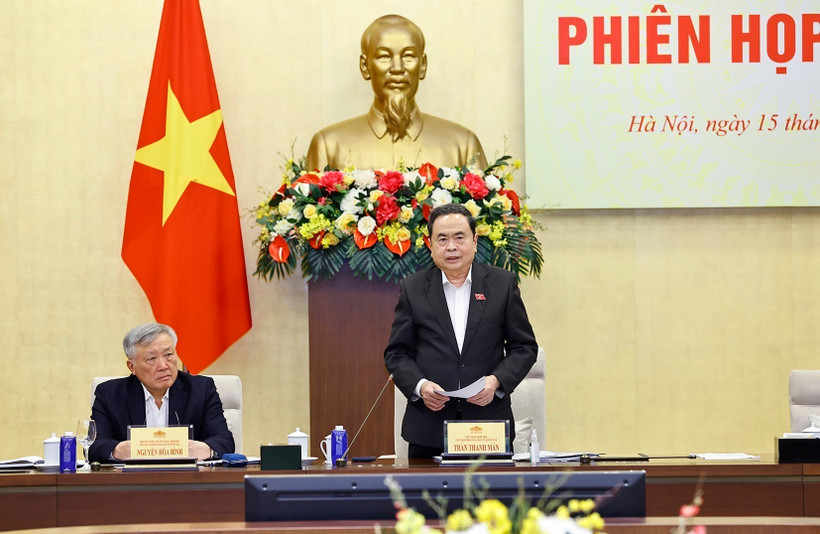 Le président de l’Assemblée nationale, Tran Thanh Man, préside la 4ᵉ réunion du Conseil électoral national. Photo: VNA