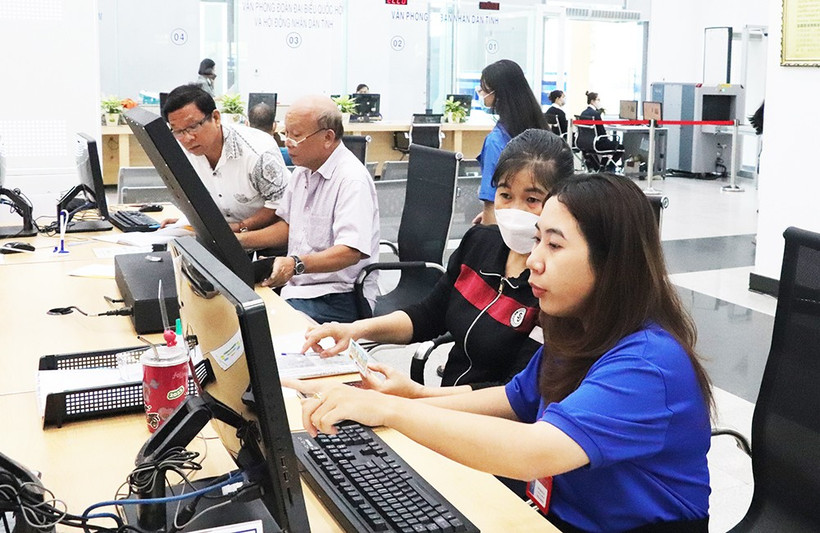 Binh Duong se concentre sur l’augmentation du taux de services publics en ligne et la numérisation des dossiers. Photo : binhduong.gov.vn