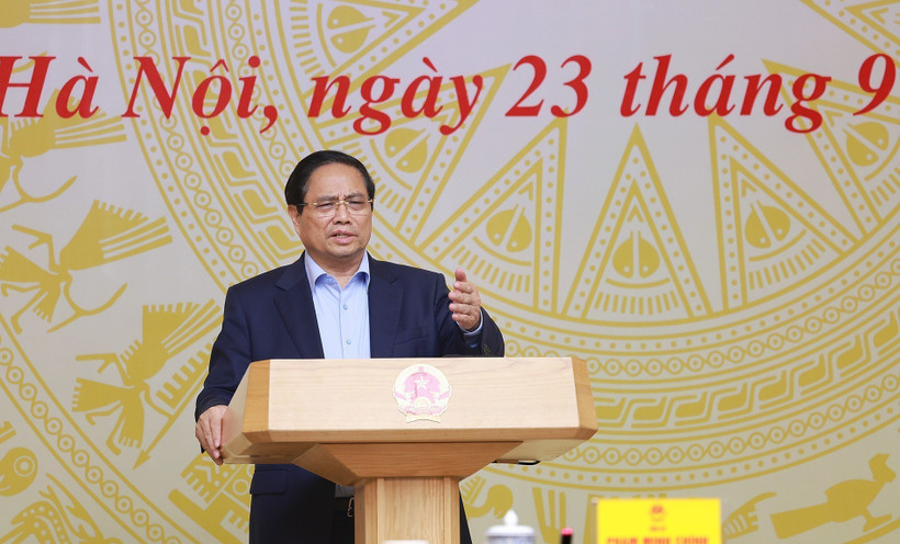 Le Premier ministre Pham Minh Chinh présidé la 14ᵉ réunion de la Comité nationale de lutte contre la pêche illicite, non déclarée et non réglementée. Photo: VNA