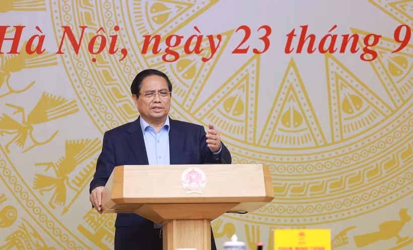 Le Premier ministre Pham Minh Chinh présidé la 14ᵉ réunion de la Comité nationale de lutte contre la pêche illicite, non déclarée et non réglementée. Photo: VNA