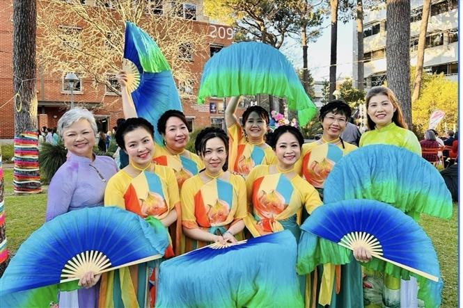 L'une des performances attrayantes lors de l'événement « Vietnam Odyssea 2025 » . Photo : VNA
