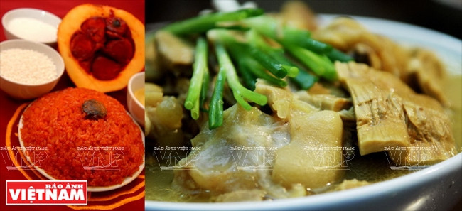 Le «Xôï Gâc» (riz fluant aux momordiques cuit à la vapeur) et le bouillon aux jeunes pousses de bambou séchées aux jambonneaux de porc sont des plats traditionnels du Vietnam pendant le Têt.